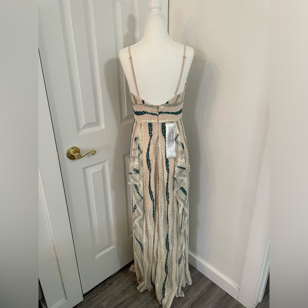 BCBGMAXAZRIA NWT Lilian Dress Sz 6 Ivory, silver, gold, teal Prom, Formal - Picture 5 of 16